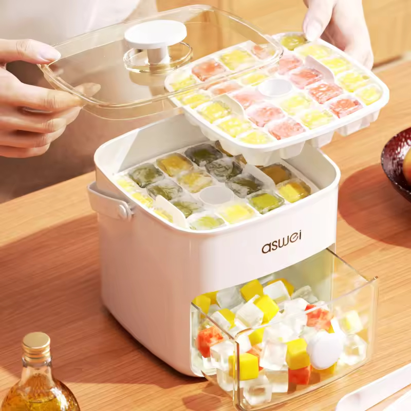 قالب صنع مكعبات الثلج للثلاجة  - مراجعة Food Storage Hot Box وسعره