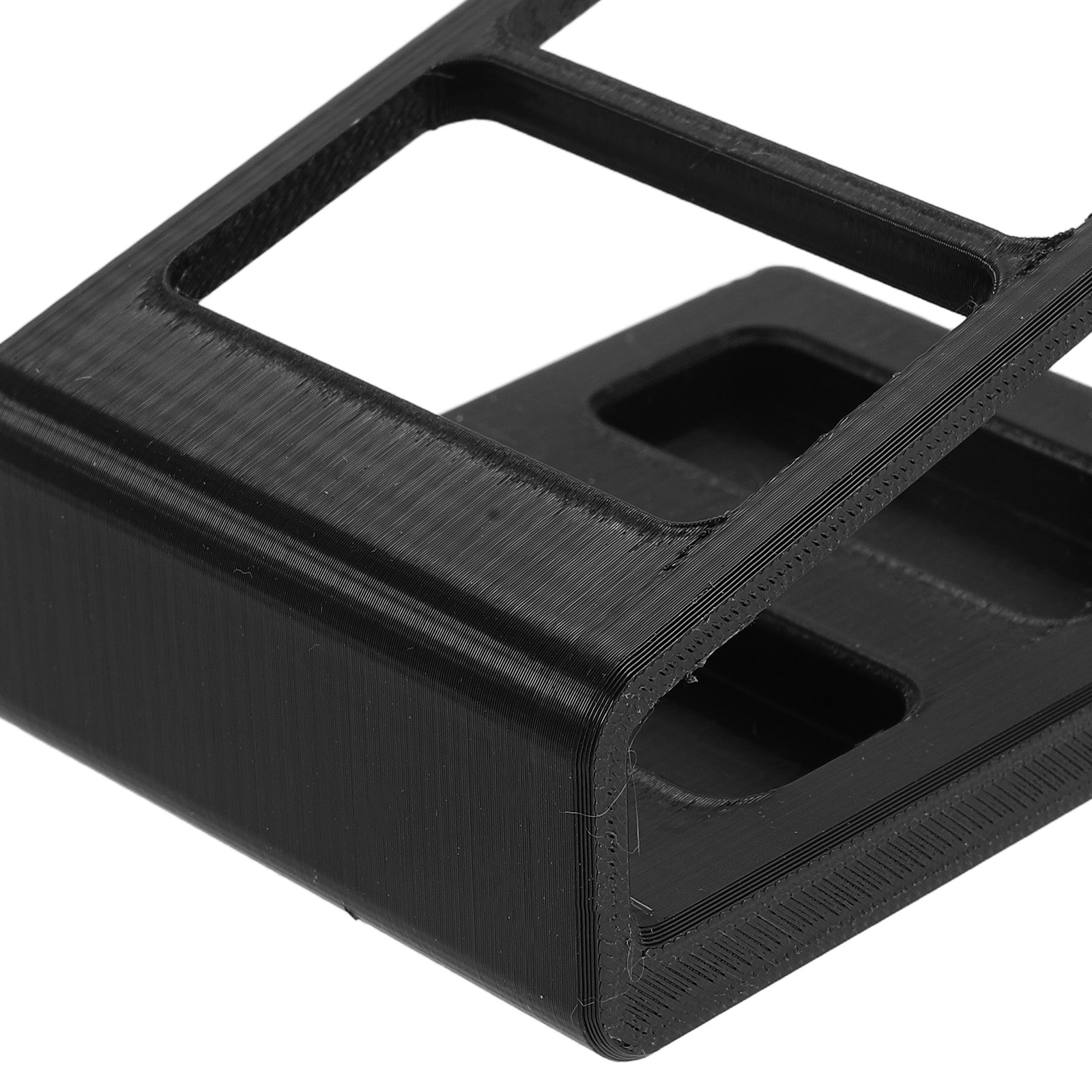 قطعتان من حامل جهاز التحكم عن  - مراجعة Food Storage And Organizer وسعره